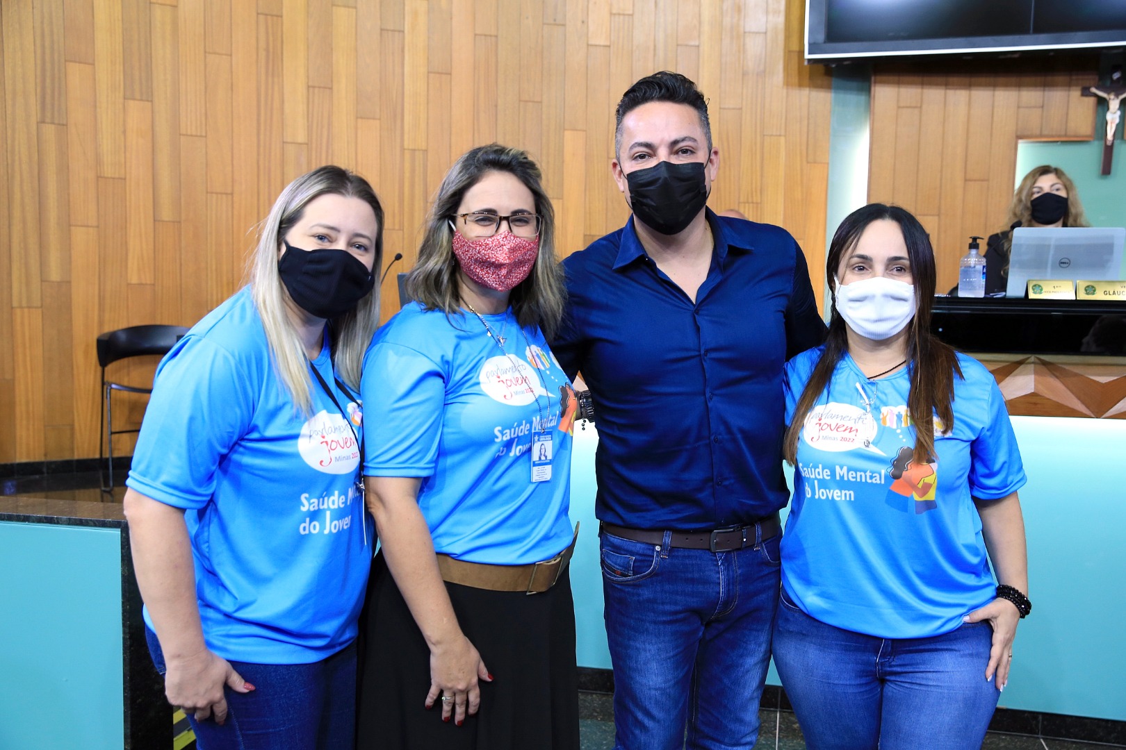 Dr Clauber e equipe ELE 0009.JPG