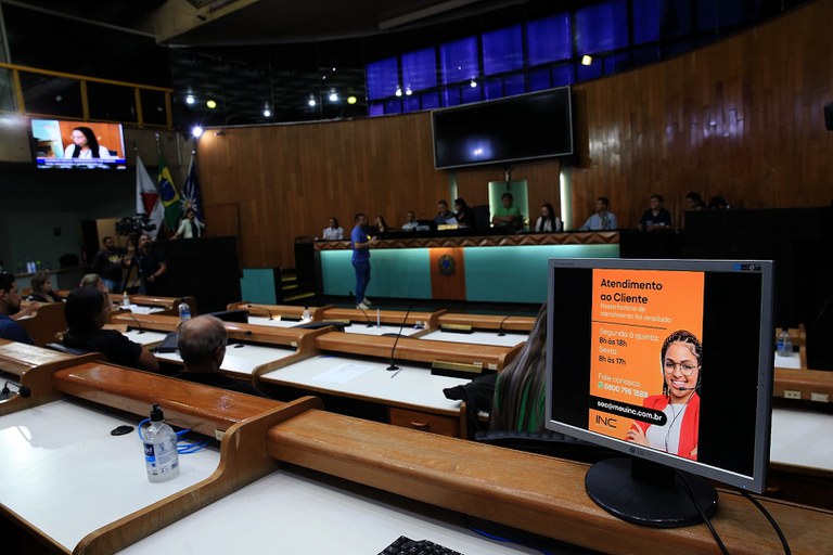 b 0028.JPG