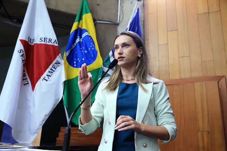 b 0033.JPG