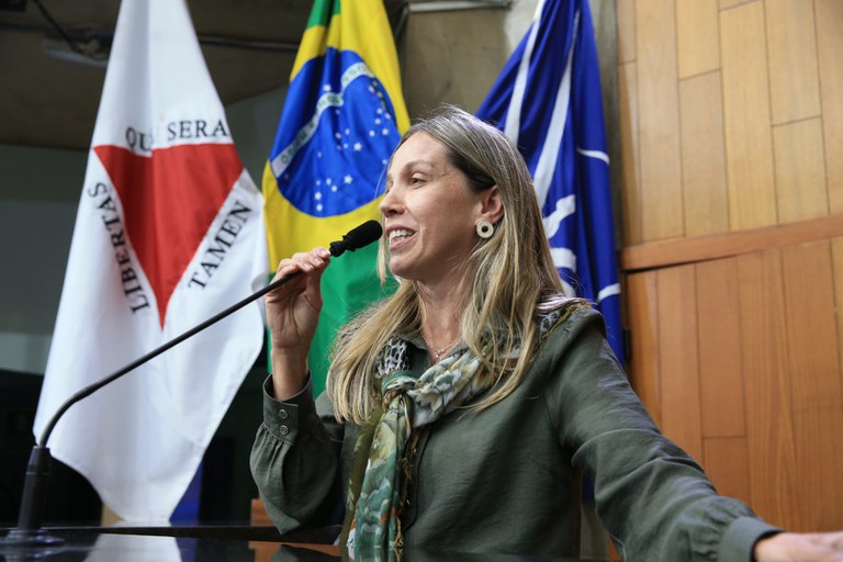 b 0025.JPG