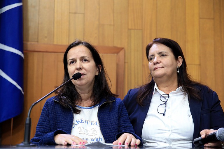 b 0004.JPG