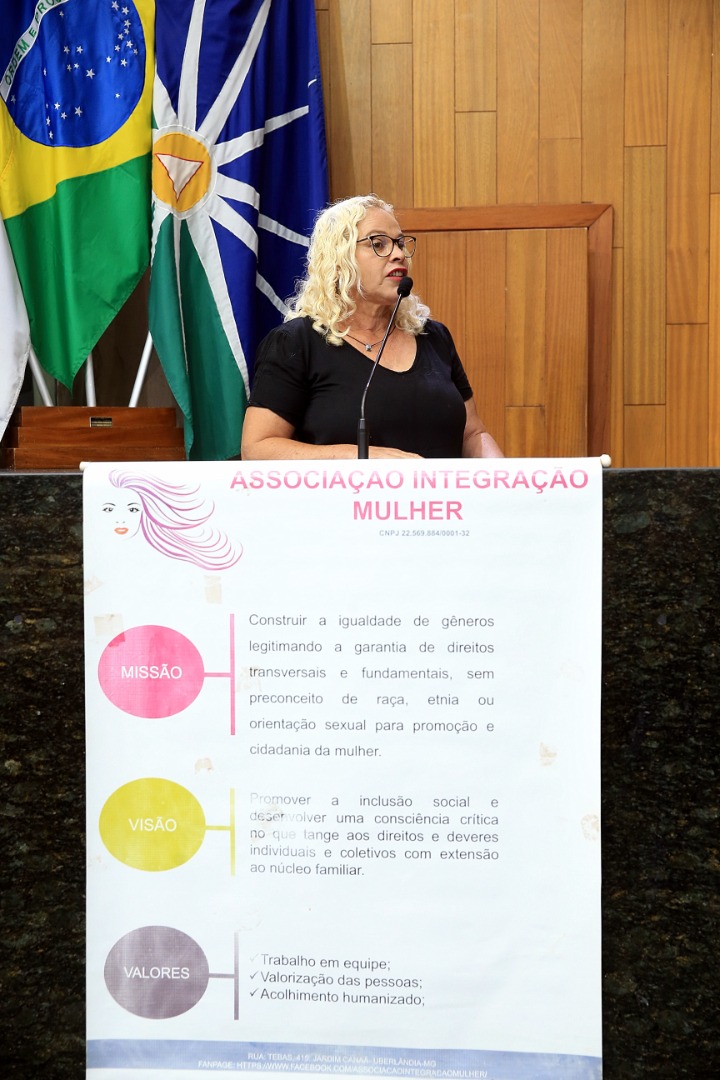 b 0006.JPG