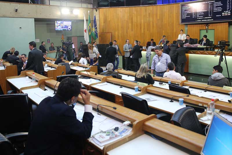 plenario-17-08-08.jpg
