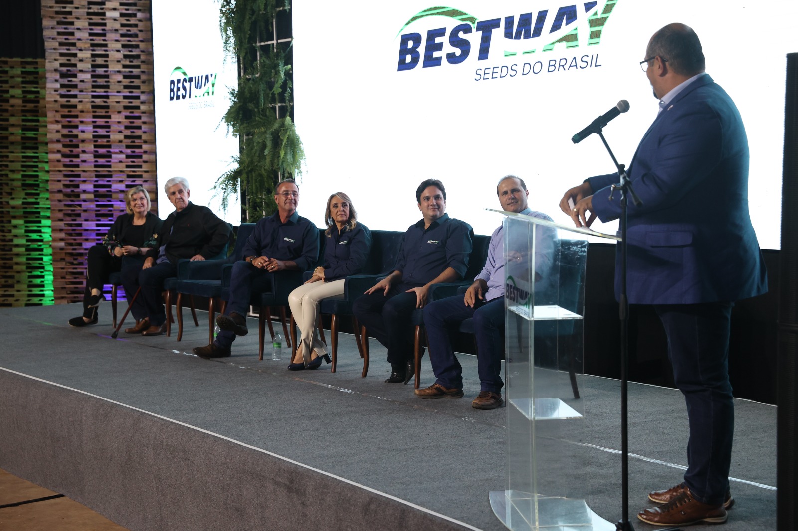 bestway-zezinho.jpeg