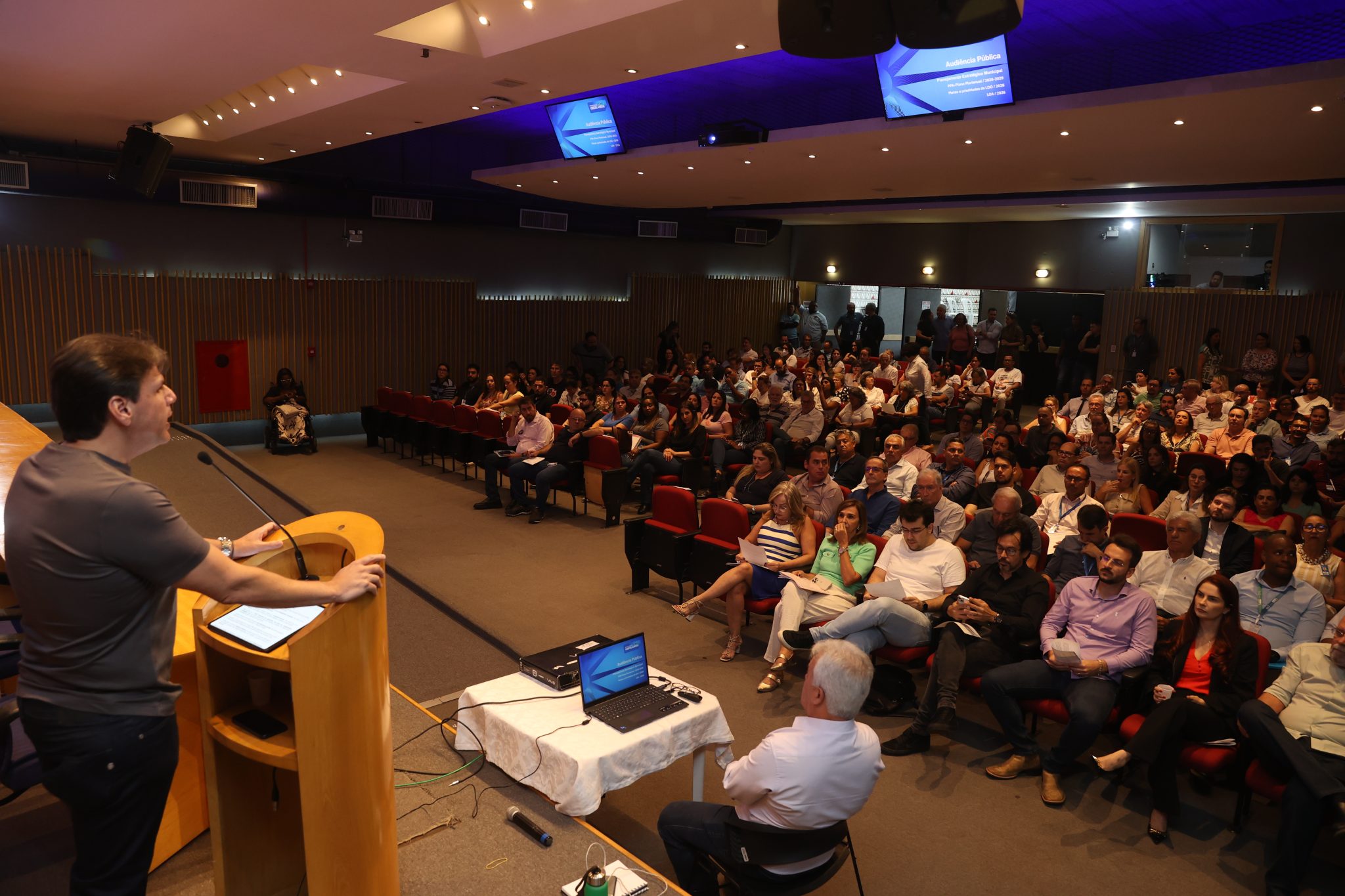 financas-apresentacao-loa-ppa-2025-3-2048x1365.jpg