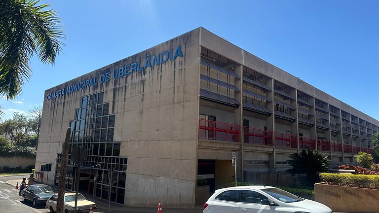 Entrada principal camara 2.jpg